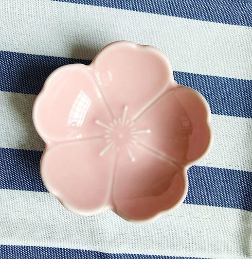 FUYU 4pcs Sakura Shaped Ceramics Seasoning Dishes, Spice Dishes, Salad Soy Sushi Wasabi Dipping Bowls