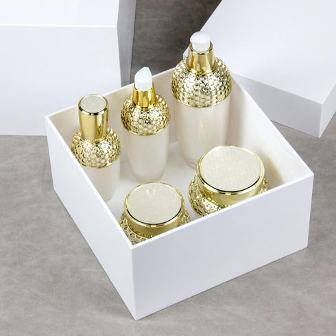 KCGANI 5 White Acrylic Cube Cupcake Dessert Display Stands, Sides Nesting Risers Boxes, Square Acrylic Table Decorate