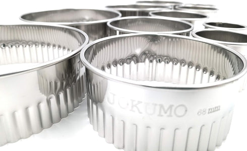 11 Piece Graduated Sizes Fluted Edge Round Pastry/Cookie Cutter Set - Heavy Duty Stainless Steel with Tin Storage Box