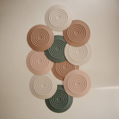2-Pack 5.5 inch mushie Silicone Drain Stopper | Diameter Bathtub Flat Suction Cover (Dried Thyme/Shifting Sand)