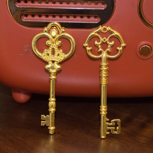 Gutapo Extra Large Antique Skeleton Keys - Wedding Decoration Favor, Handwork Gift, Santa's Key