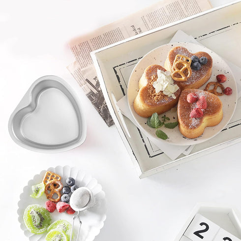 Luxshiny 5pcs Mini Heart Cake Pans, 4 Inch Aluminium Bakeware for Wedding, Birthday, Valentine’s Day