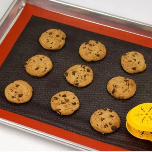2 Pcs Silicone Mat, Microperforated Fiberglass Baking Pan Mat, Strong Heat Resistance Oven or Pan Liner Baking Tool
