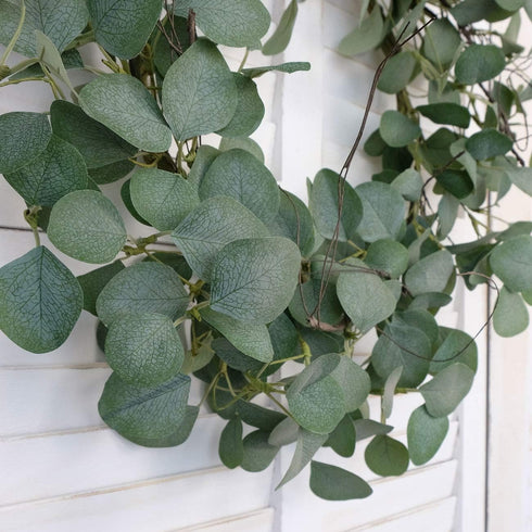 idyllic Eucalyptus Leaves Wreath, 22 Inches Round Green Metal Polyester Fabric Paper for Front Door Decor