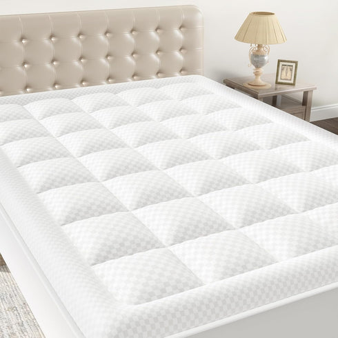 OLANLY Queen Quilted Fitted Mattress Pad, Cooling Soft Mattress Topper, Machine Washable Cover, 60x80 inch, White