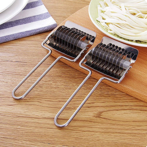 Kakalote (6.30 2.76 1.22inchs) Pasta Maker Stainless Steel Noodle Lattice Roller Pastry Wheel Cutter Spaghetti Maker