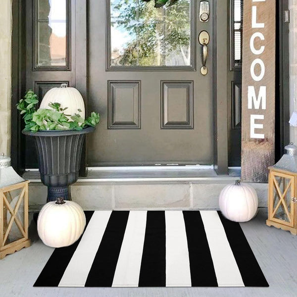 IOHOUZE Black White Striped Rug - 24" x 36" Washable Front Door Mats for Outdoor Indoor, Farmhouse/Entryway Decor
