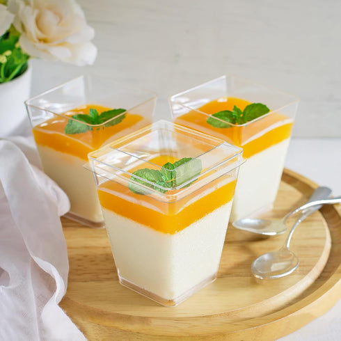 200 Pack 5 oz Plastic Dessert Cups with Lids and Spoons, Disposable Parfait Shooter Pudding Jello Cups for Wedding