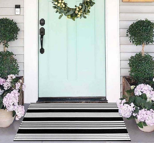 Black and White Striped Outdoor Rug, 24'' x 35'' Door Mat, Machine Washable Welcome Mats for Entryway and Bathroom