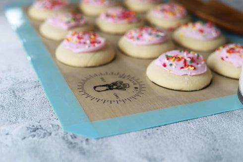 Silicone Baking Mats for Cookies - Pack of 2 Full Size Non-Stick Baking Mats with Size Guiding Circles