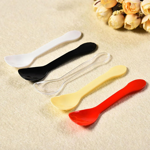 JAMOGOU 100 Pieces Ice Cream Scoops, Disposable Cake Spoon, Plastic Yogurt Pudding Spoon - Black