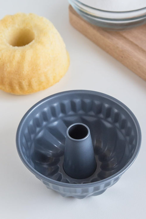 Fox Run Mini Fluted Pan with Center Tube, Preferred Non-Stick, 4-Inch