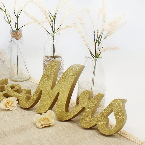 Wooden Mr and Mrs Sign - Rustic Wedding Signs for Table Decoration, Photo Props for Anniversary and Engagement