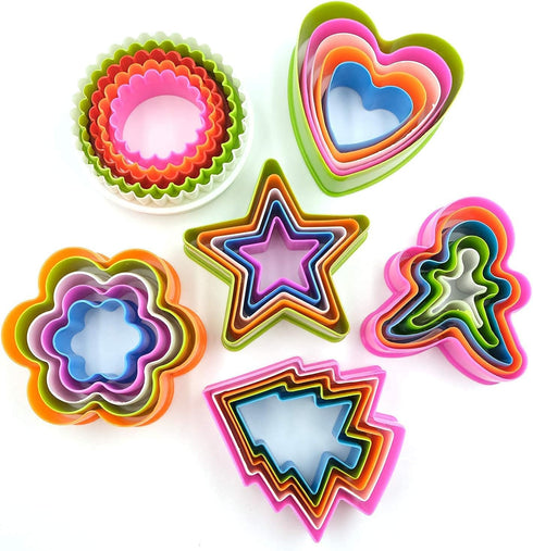 Mayata 5 Set Random Style Cookie Cutter Cake Mold for DIY Biscuit and Cake