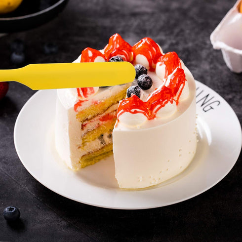 4pcs Silicone Spatula Set, Heat Resistant Non-Stick Baking Tools in 4 Colors for Mixing Batter
