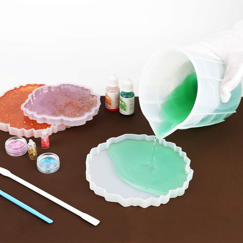 Gartful 700ml Extra Large Silicone Measuring Cups Set of 2, Nonstick Reusable Craft Mixing Cups for Epoxy, 23 oz