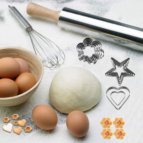 Heart Star Cookie Cutters Set, Valentine’s Day Heart Shaped Biscuit Cutters with Storage Box
