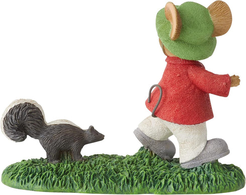 Enesco Tails with Heart Happy Camper Skunk Attack Mouse Miniature Figurine, 2.36 Inch, Multicolor