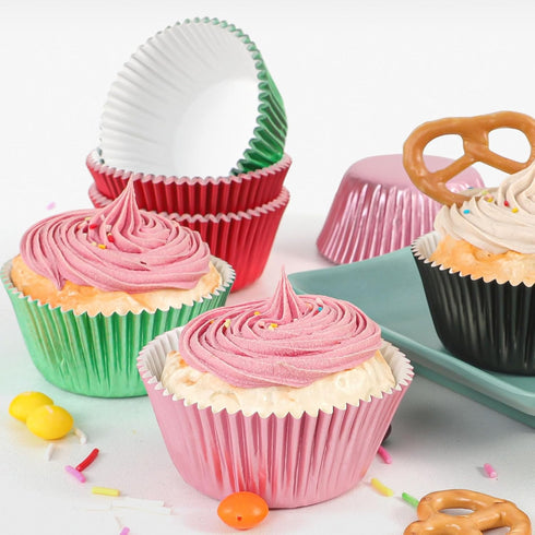 Caperci Black Foil Cupcake Muffin Liners, Standard Size Baking Cups, 150-Pack, Premium Greaseproof & Sturdy