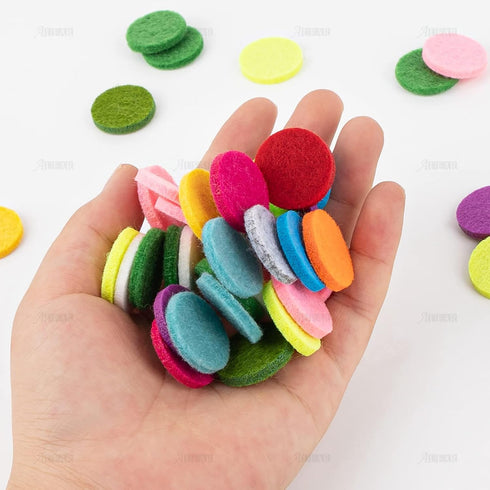 AUEAR 100 Pack Replacement Felt Pads for Essential Oil Diffuser Locket Necklace, 0.87 inch