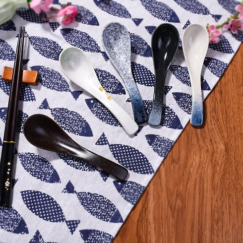 Japanese Soup Spoons Set of 5, Porcelain Ramen Spoons for Wonton, Dishwasher Safe