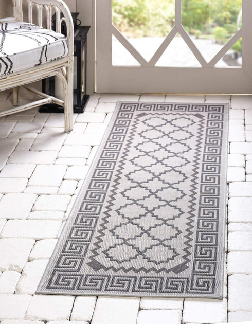 Unique Loom Outdoor Trellis Collection Area Rug - Stars, Gray/Silver (2' x 6' 1" Runner)