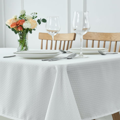 maxmill Rectangle Tablecloth, Weaved Texture Design, Water Resistant, Soft Table Cloth for Dining Room Decoration