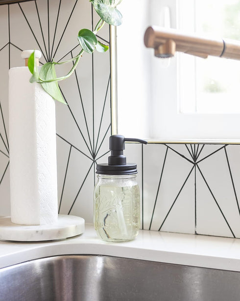 Jarmazing Products Mason Jar Soap Dispenser - Black, 16 oz Ball Mason Jar Liquid Dispenser for Kitchen & Bathroom