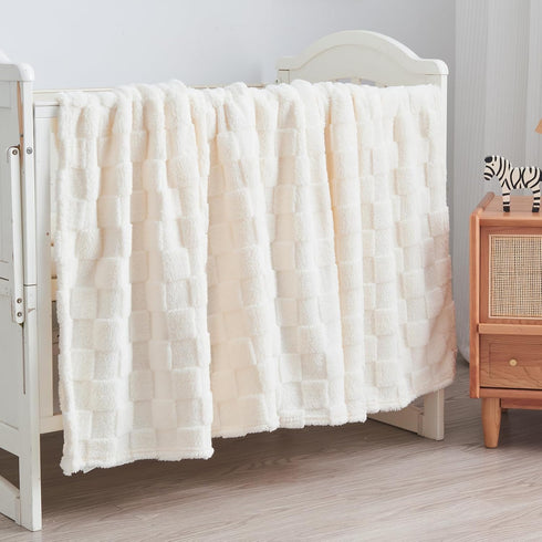 NEWCOSPLAY Super Soft Throw Blanket, Ivory Premium Silky Flannel Fleece, 3D Checkered Lightweight Bed Blanket All