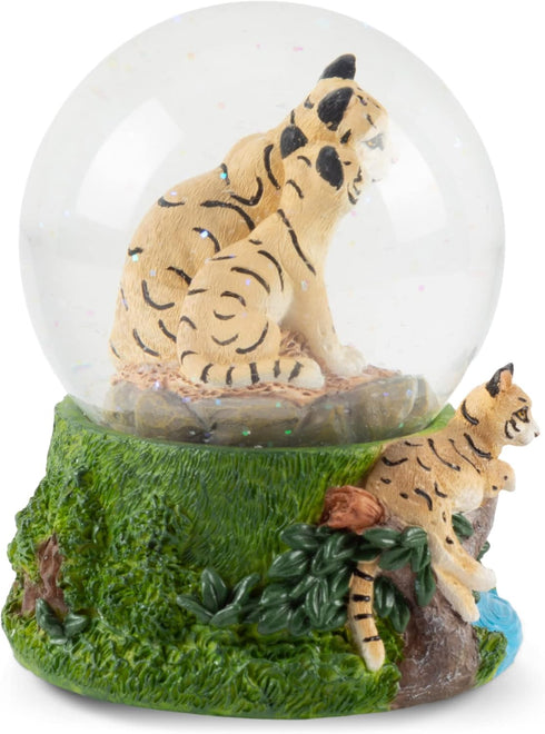 Elanze Designs Endangered Clouded Leopard 100MM Glitter Water Wind Up Musical Snow Globe, Plays Tune