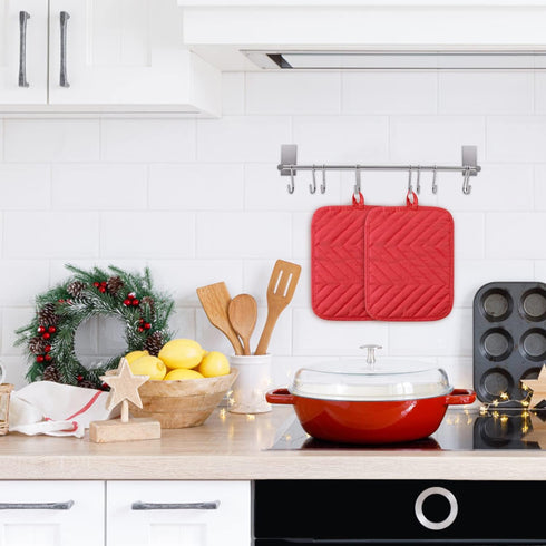 R HORSE 6Pcs Christmas Red Pot Holders with Pocket, Heat Resistant Potholder Set for Kitchen, 7''x9''