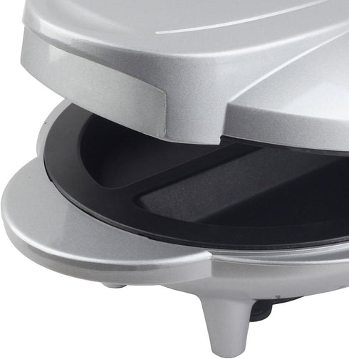 Brentwood Electric Omelet Maker, Non-Stick, Silver