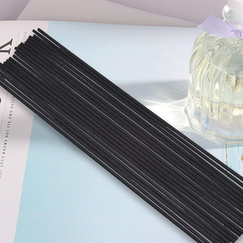 HOSSIAN 70 Pieces Fiber Reed Diffuser Replacement Refill Sticks, Spa Aromatherapy Diffuser Refills (12" x 3mm, Black)