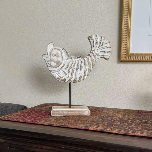 Wooden Fish Lake House Decor, Handmade Beach Decoration on Base Stand for Shelves, Table, Office, Living Room (Koi Fish)