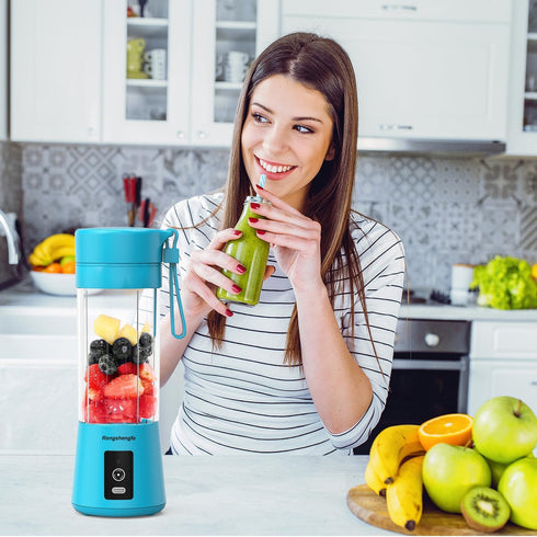 Portable Blender, Mini Personal Blender Bottles for Shakes and Smoothies, USB-C Rechargeable Cordless Electric Juicer