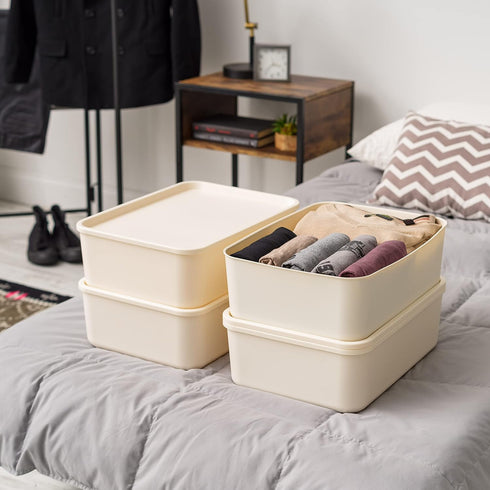IRIS USA Plastic Basket Bin & Lid, Medium, 4-Pack, Stackable Storage Organizer Bins for Kitchen & Bathroom