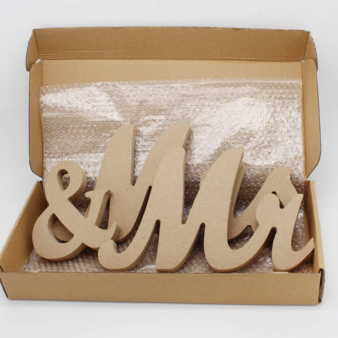 Mr and Mrs Signs Table Decorations, Wooden Freestanding Letters for Rustic Wedding Photo Props