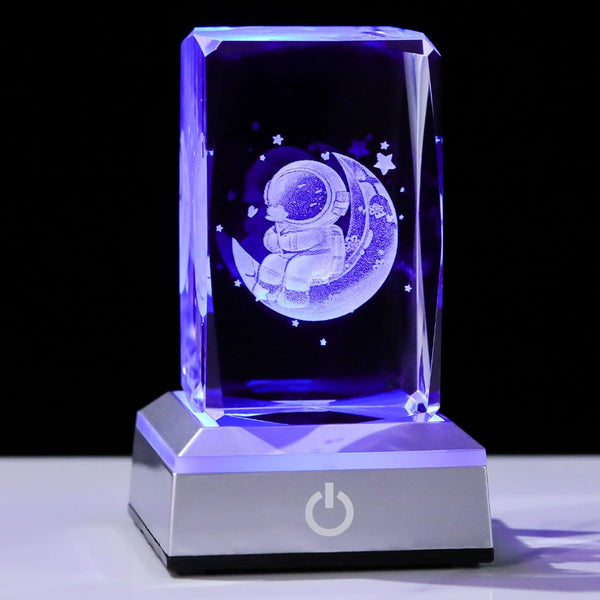 Movdyka Laser Etched Astronaut on Moon Crystal Cube with Color-Changing LED Base