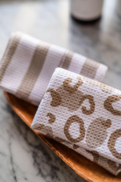 2 Pack || Double Sided || Waffle Weave Microfiber || Tea Towels || Highly Absorbent || Hanging Loop || Dish Cloths ||
