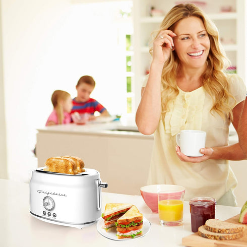 CULINARY CHEF 2 Slice Toaster - Retro Style, Wide Slot for Bread, 5 Adjustable Toast Settings, White