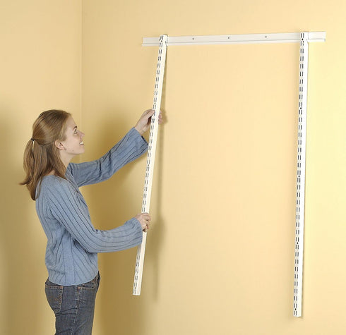 Rubbermaid Fasttrack Upright Hardware, 47.5-in, White (FG3Q7400WHT)