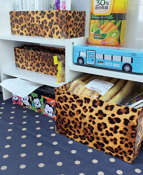 Self Adhesive Vinyl Leopard Print Shelf Liner, Contact Paper for Walls, Cabinets, 17.7X117 Inches