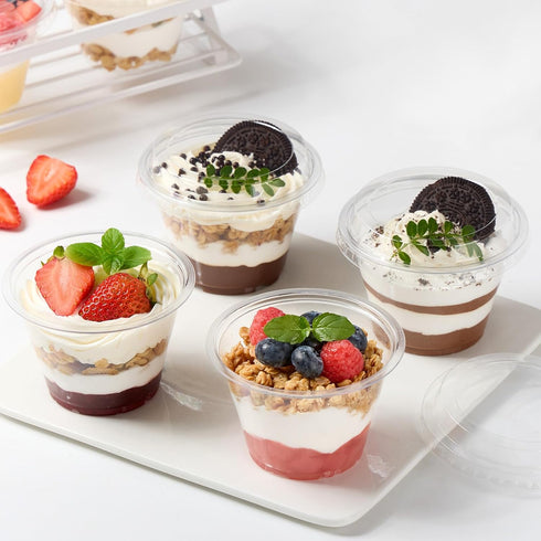 50 Pack 6 oz Plastic Dessert Cups with Lids, Small Plastic Yogurt Parfait Cups, Mini Round Party Serving Cup