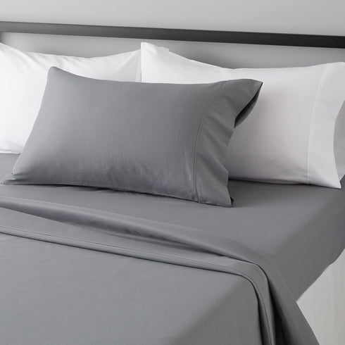 Amazon Basics Lightweight Super Soft Easy Care Wrinkle-Free Breathable Brushed Microfiber 3-Piece