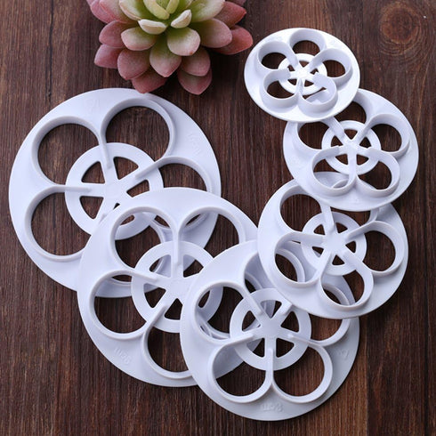 KALAIEN Rose Flower Cutters Set: Gumpaste Flowers Modelling Tools for Cake Decorating, 6 Plunger Cutter Mold