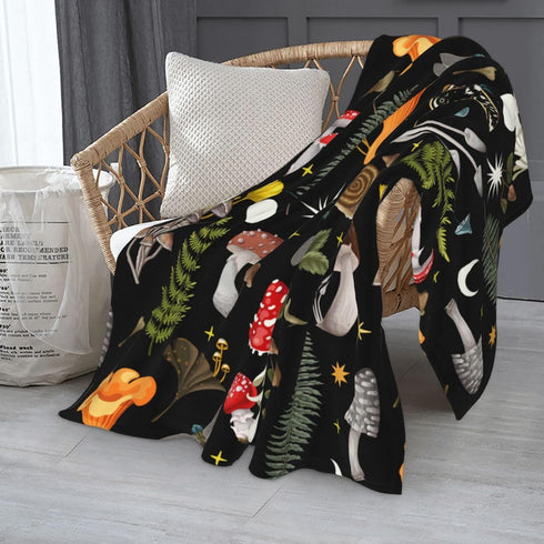 Siiuuol 80x60 Inch Wild Forest Mushrooms Throws Blanket Gifts for Men Women Gfits Couch Bed Bedding Soft Moth Moon