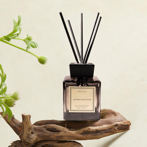 White Musk Cedar Reed Diffuser - 7.04 oz Natural Fragrance Room Scent Diffuser with 5 Sticks