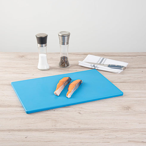 Restaurantware RW Base Cutting Board, 18 x 12 Inch, Color Coded Chopping Board, Blue Plastic, No Scratch, Dishwashable