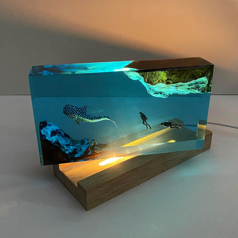 Simulated Ocean Landscape Whale Shark Diver Night Light, Handmade Resin Solid Wood Art Decor for Home Decoration