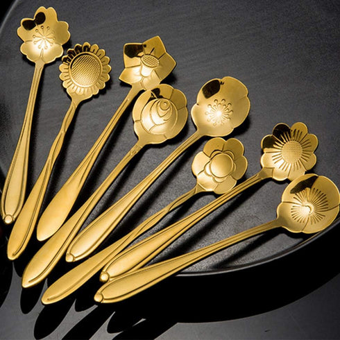 Stainless Steel Tableware Creative Flower Coffee Spoon, Sugar Spoon, Stirring Spoon, Mixing Spoon, Stir Bar Spoon, Tea Spoon, Ice Tea Spoon for Tea, Cake, Sugar, Dessert Ice Cream Spoon, Set of 8,Gold